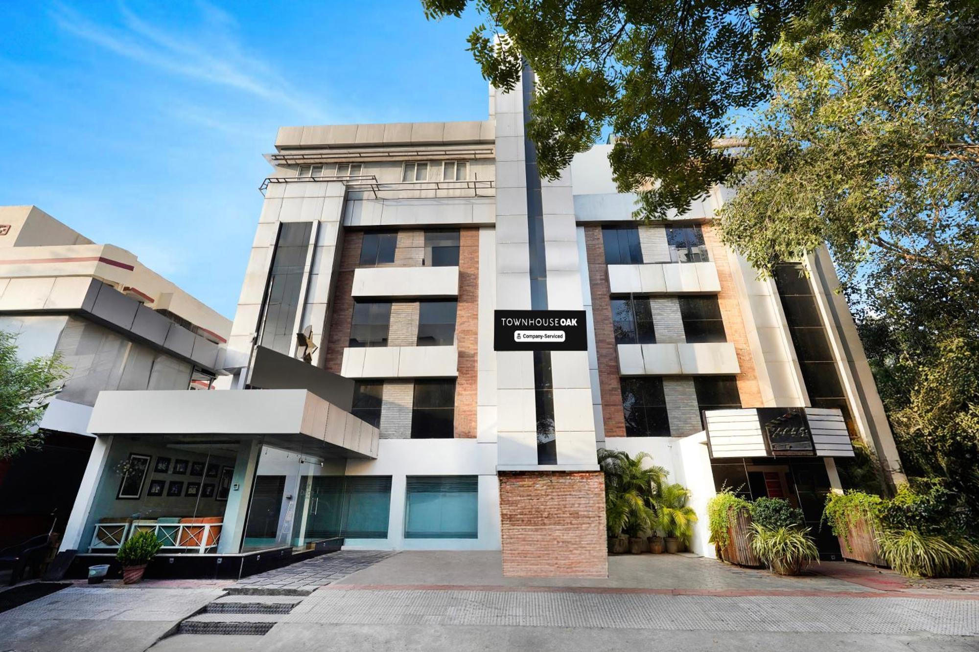 Super Townhouse Oak Kodambakkam Formerly Cine City Chennai Esterno foto